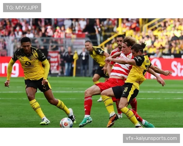 半场战报:科隆0-0沃尔夫斯堡,两队均以稳健防守应对保级压力 半场战报:科隆0-0沃尔夫斯堡,两队均以稳健防守应对保级压力