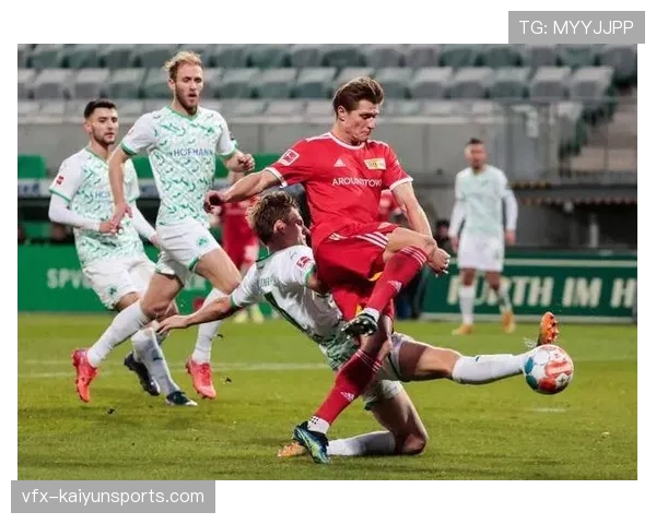 门兴格拉德巴赫公布对阵柏林联合大名单，主力后卫伤愈复出