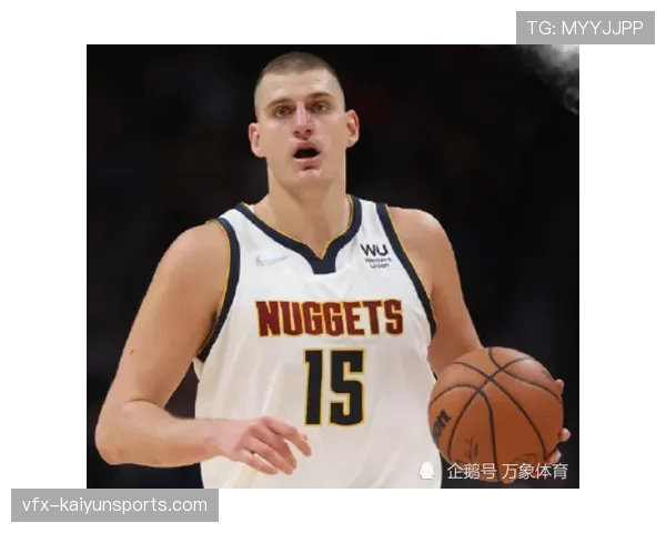 特写:伤停九个月后,MVP候选人今日完成首次全场对抗训练 特写:伤停九个月后,MVP候选人今日完成首次全场对抗训练